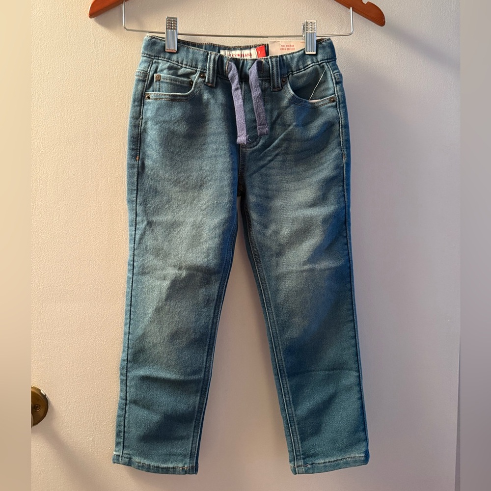 Lucky Brand Coldwater pull on jeans size 5